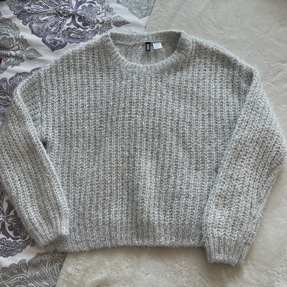 Knitted holiday sweater - Picture 1 of 5